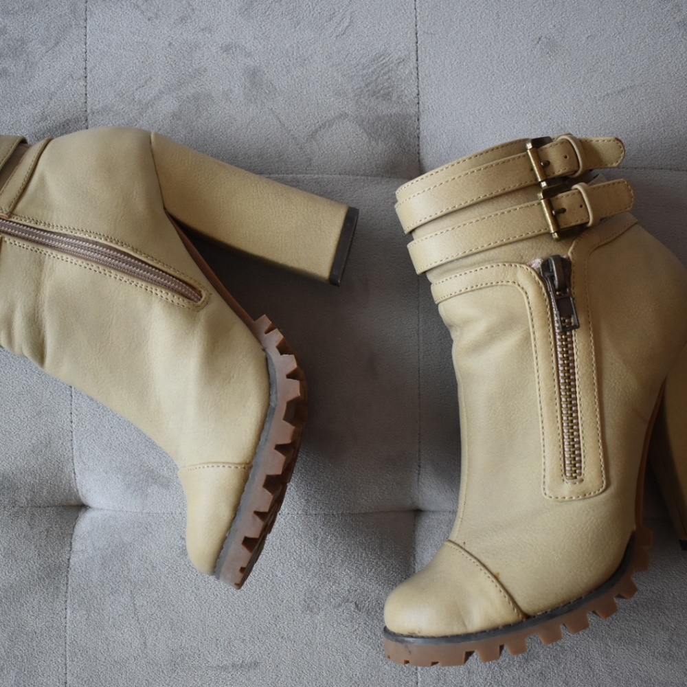 Beige Ankle Boot